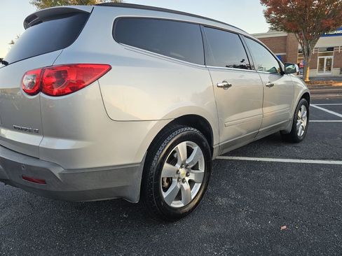 Used 2012 Chevrolet Traverse LT w/ All-Star Edition image 6