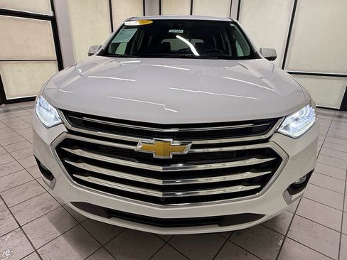 Used 2020 Chevrolet Traverse High Country AWD/4WD image 11