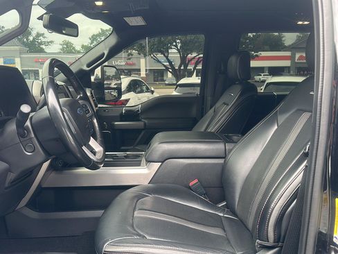 Used 2020 Ford F350 Platinum AWD/4WD image 20