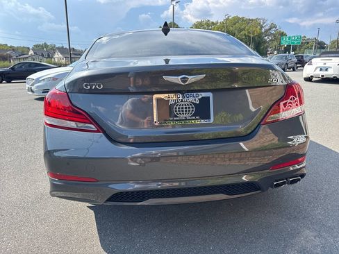 Used 2019 Genesis G70 2.0T Advanced w/ Elite Package RWD image 12