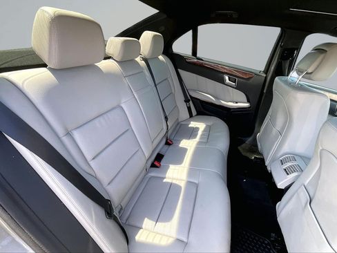 Used 2013 Mercedes-Benz E 350 Sedan w/ Premium 1 Pkg image 27