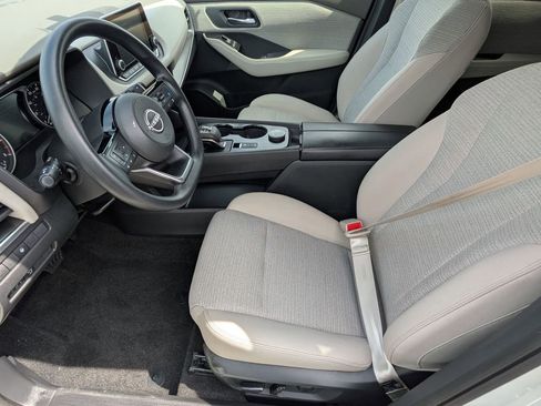Used 2023 Nissan Rogue SV AWD/4WD image 11