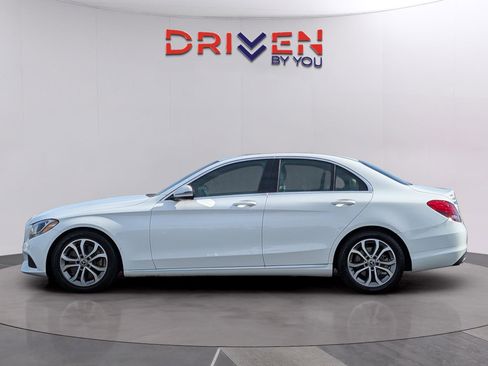 Used 2018 Mercedes-Benz C 300 Sedan image 2