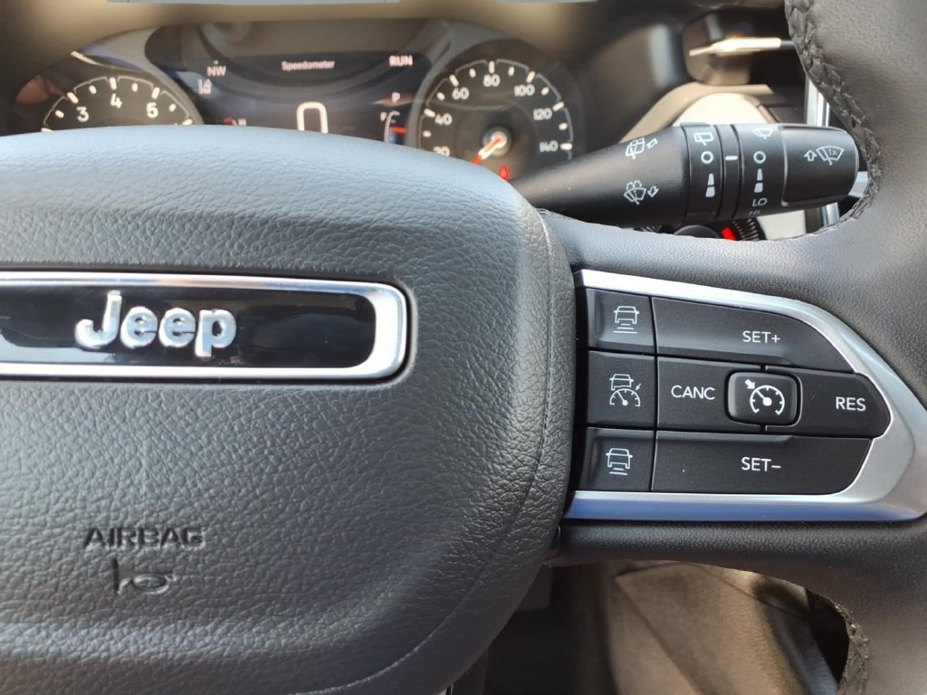 Used 2025 Jeep Compass Limited AWD/4WD image 19