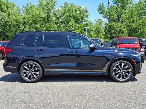 Used 2022 BMW X7 M50i AWD/4WD image 7