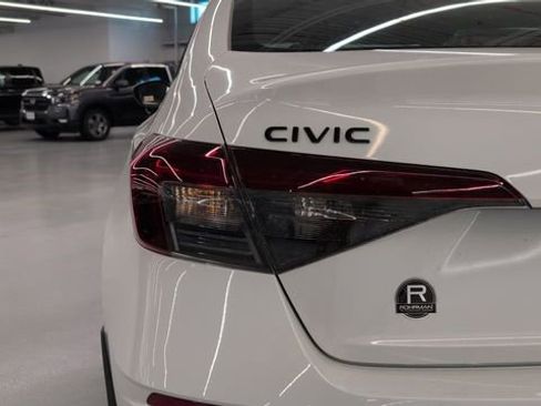 Used 2026 Honda Civic Sport image 32