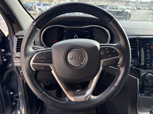 Used 2021 Jeep Grand Cherokee Overland image 18