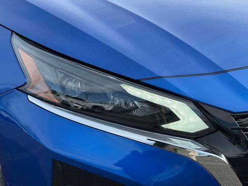 Used 2025 Nissan Altima 2.5 SV w/ SV Special Edition Package image 9