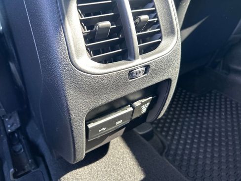 Used 2020 Jeep Cherokee Trailhawk w/ Cold Weather Group image 17