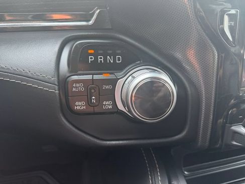Used 2022 RAM 1500 Limited w/ Night Edition AWD/4WD image 18