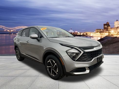 Certified 2023 Kia Sportage LX image 4