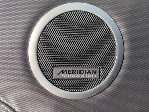 New 2026 Land Rover Discovery Limited Edition image 32