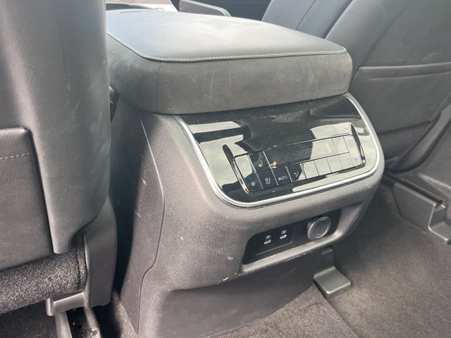 Certified 2025 INFINITI QX80 Luxe RWD image 28
