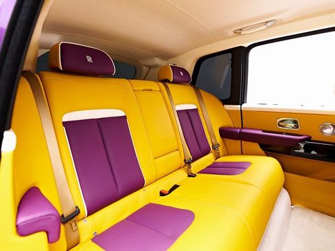 Used 2025 Rolls-Royce Cullinan image 52