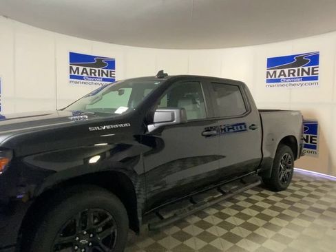 Used 2025 Chevrolet Silverado 1500 Custom AWD/4WD image 6