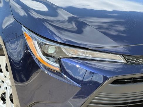 Used 2026 Toyota Corolla LE image 3