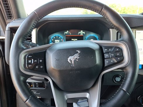 Used 2025 Ford Bronco Outer Banks AWD/4WD image 20