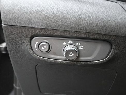 Used 2025 Buick Encore GX Preferred FWD image 16