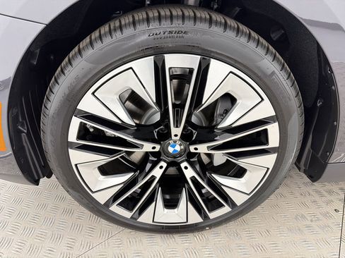 New 2026 BMW 530i w/ Premium Package RWD image 11