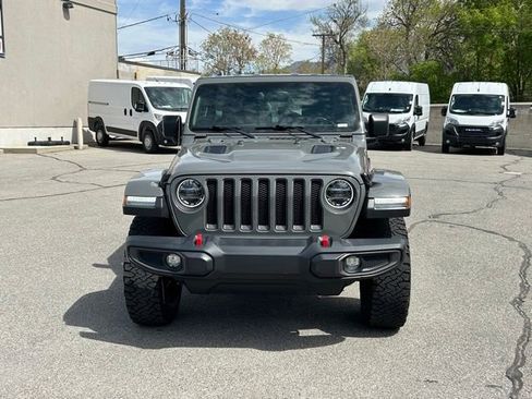 Used 2022 Jeep Wrangler Unlimited Rubicon w/ LED Lighting Group AWD/4WD image 10