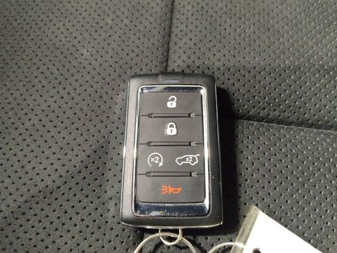 Used 2022 Jeep Grand Cherokee Trailhawk w/ Advanced Protech Group II image 32