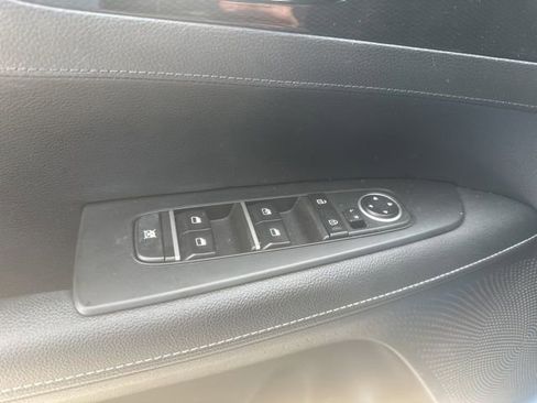 Used 2023 Kia Forte GT-Line w/ GT-Line Premium Package FWD image 5