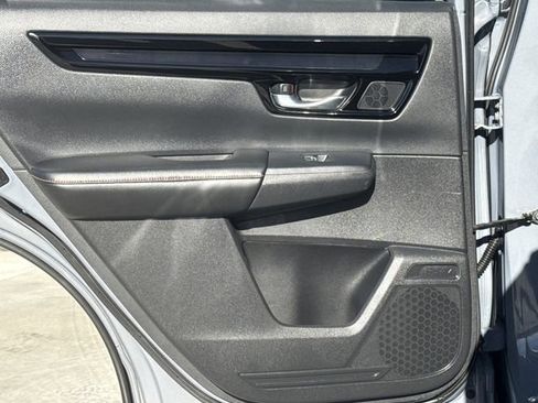 Used 2023 Honda CR-V Sport Touring image 7