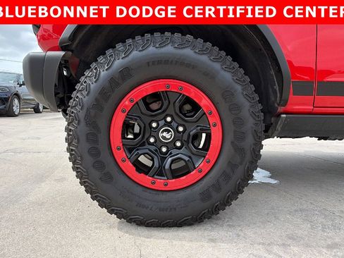 Used 2023 Ford Bronco Wildtrak AWD/4WD image 28