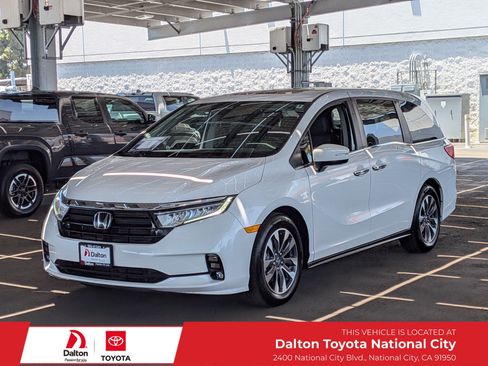 Used 2024 Honda Odyssey EX-L image 1