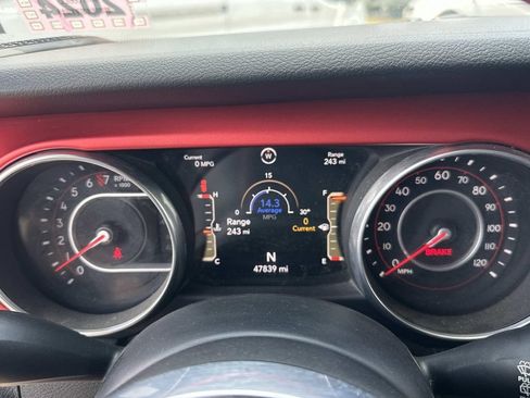 Used 2018 Jeep Wrangler Unlimited Rubicon AWD/4WD image 27