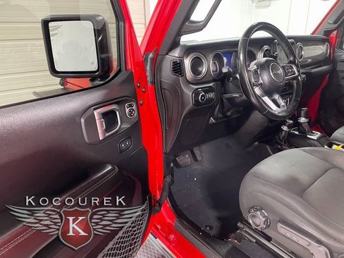 Used 2020 Jeep Wrangler Unlimited Sahara w/ Uconnect 4C Nav & Sound Group image 10