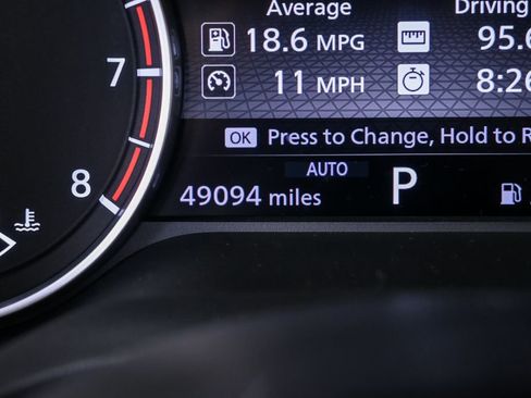 Used 2022 Nissan Rogue SV image 12