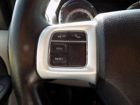 Used 2012 RAM C/V w/ UConnect Hands-Free Group FWD image 17