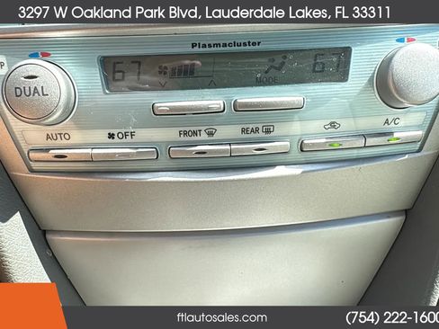 Used 2009 Toyota Camry Hybrid image 63