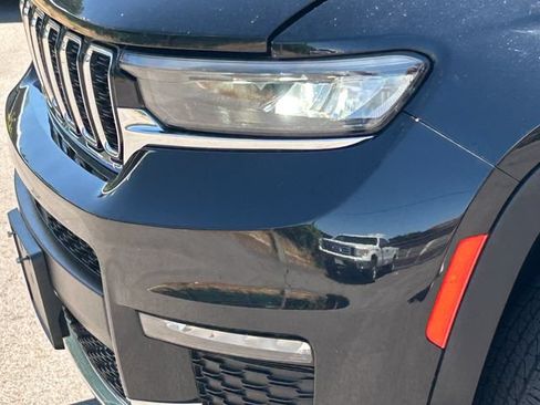 Used 2021 Jeep Grand Cherokee L Limited AWD/4WD image 11
