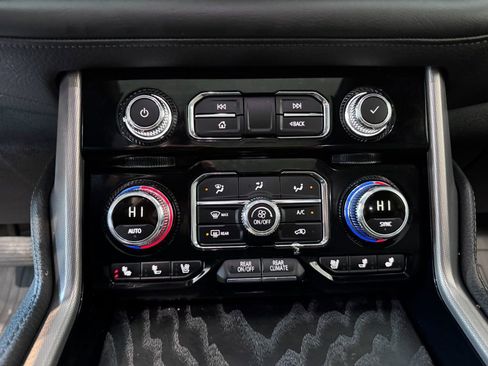 Certified 2024 GMC Yukon XL Denali w/ Max Trailering Package image 21