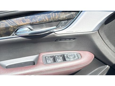 Used 2021 Cadillac XT6 Premium Luxury w/ LPO, ONYX Package AWD/4WD image 15