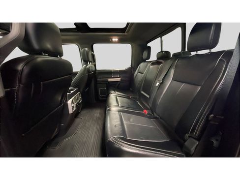 Used 2020 Ford F250 Lariat image 14