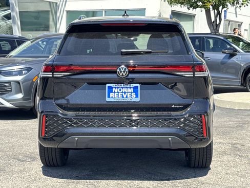 New 2026 Volkswagen Tiguan SE R-Line AWD/4WD image 4