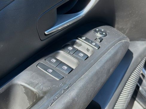 Used 2022 Hyundai Santa Cruz SEL Premium image 21