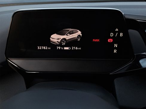 Certified 2022 Volkswagen ID.4 Pro image 18