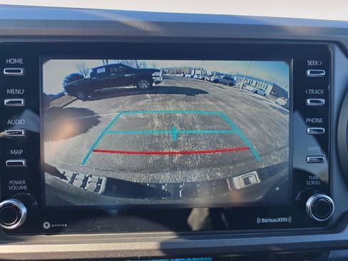 Used 2021 Toyota Tacoma TRD Off-Road image 16