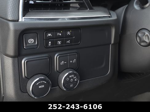 Used 2025 Chevrolet Tahoe Premier image 30