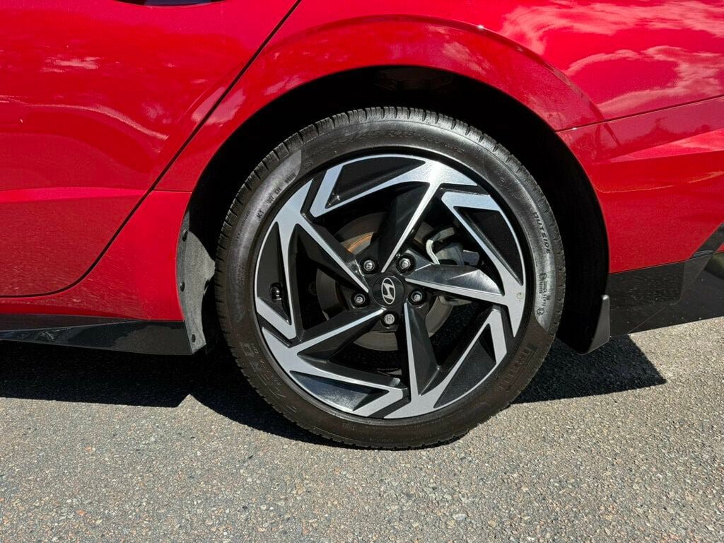 Used 2026 Hyundai Sonata SEL FWD image 8
