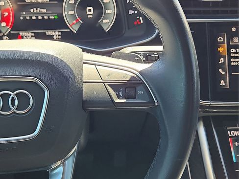 Used 2021 Audi Q7 3.0T Premium Plus w/ Premium Plus Package image 22