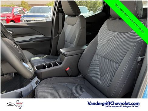 New 2027 Chevrolet Bolt LT w/ Comfort Package FWD image 19