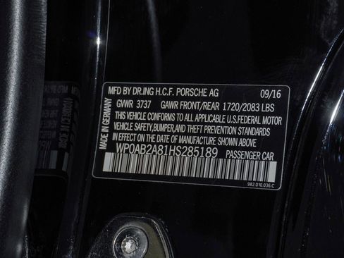 Used 2017 Porsche 718 Cayman S image 32