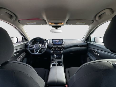 Used 2025 Nissan Sentra SV w/ Lighting Package image 20