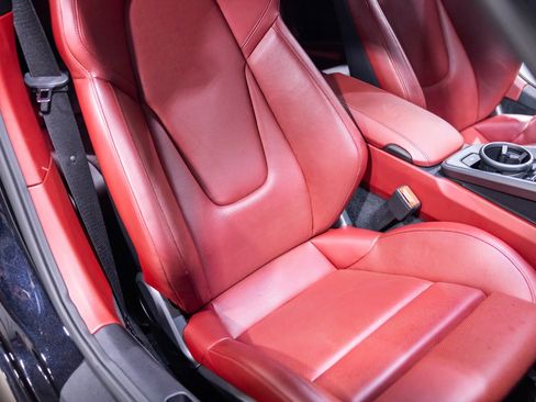 Used 2020 Porsche 911 Carrera S RWD image 32