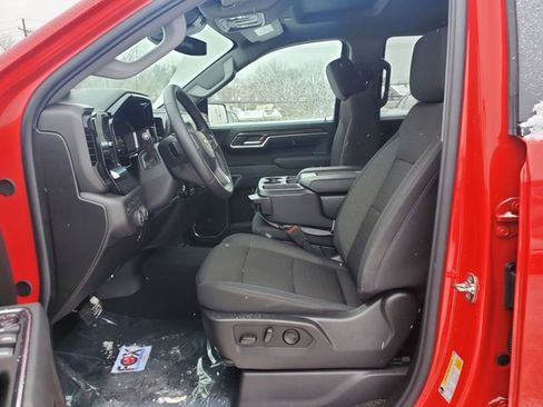 Certified 2026 Chevrolet Silverado 1500 LT image 21